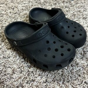 Youth crocs